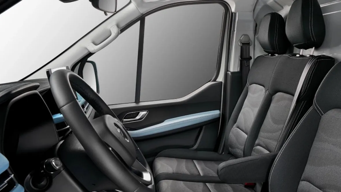 Новость FOTON («Авторевю»: показан микроавтобус FOTON VIEW для России)